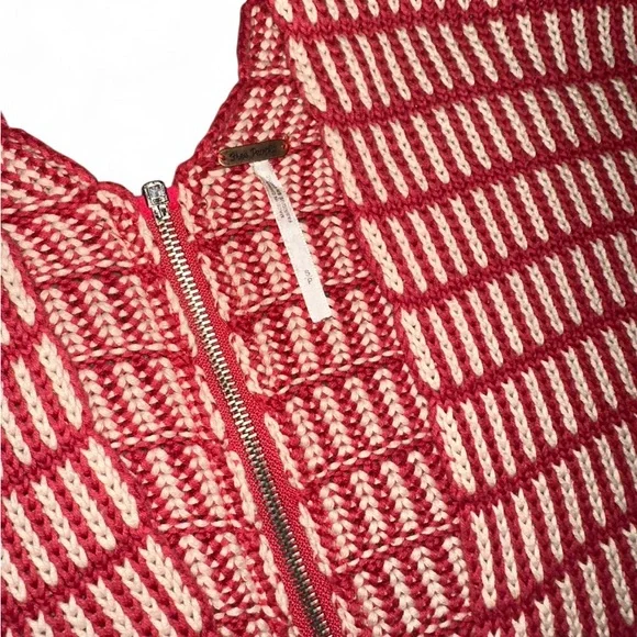 Free People Something Special Back Zip Sweater Vest. - Picture 5 of 7